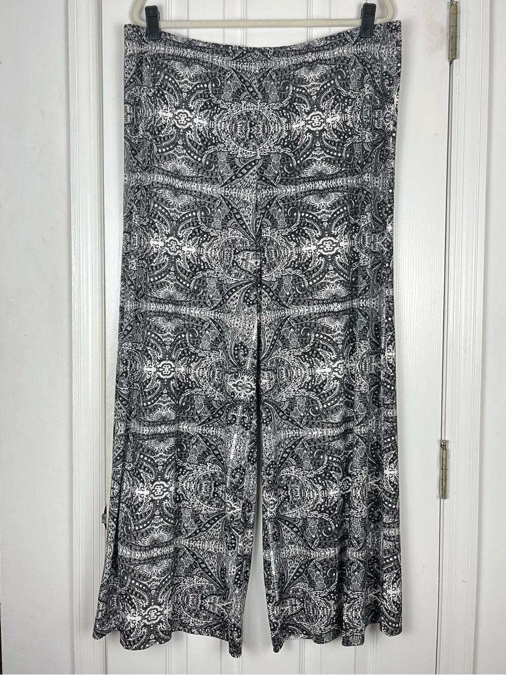 One World Boho Black/White Jacquard Pull On High Rise Wide Leg Loungey Pant